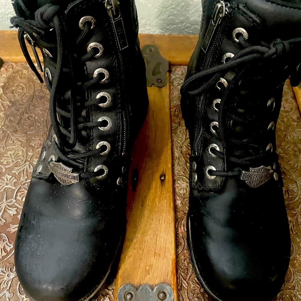 Harley Davidson ladies boot size 9